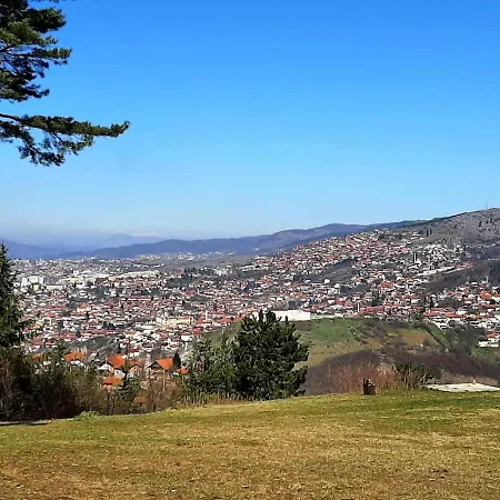Beautiful House Overlooking Lägenhet *