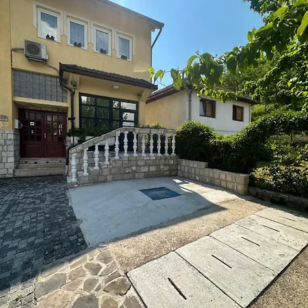 Apartman Beautiful House Overlooking *