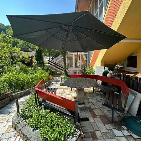Beautiful House Overlooking Lägenhet *